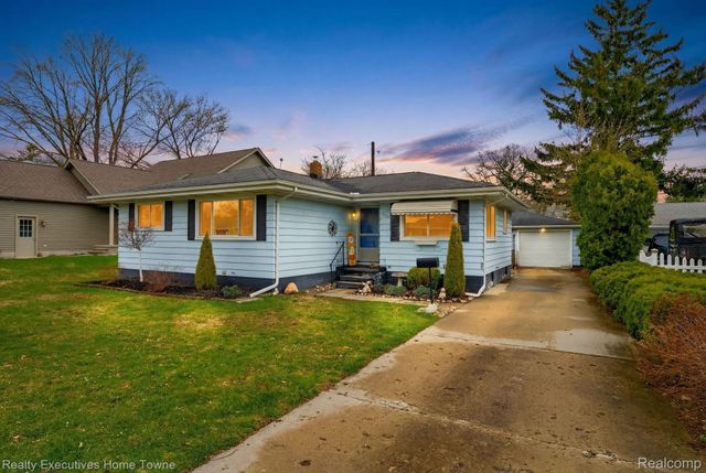 3126 Elk Street, Port Huron, MI 48060