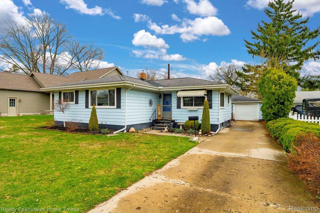 3126 Elk Street, Port Huron, MI 48060