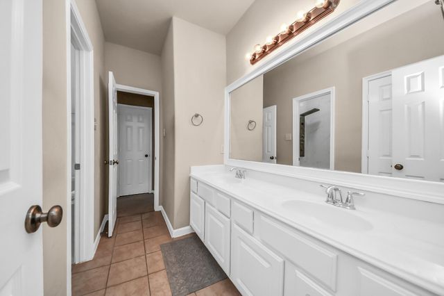 8518 River Cliff Lane, Houston, TX 77095