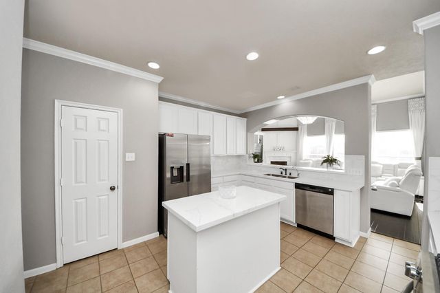 8518 River Cliff Lane, Houston, TX 77095
