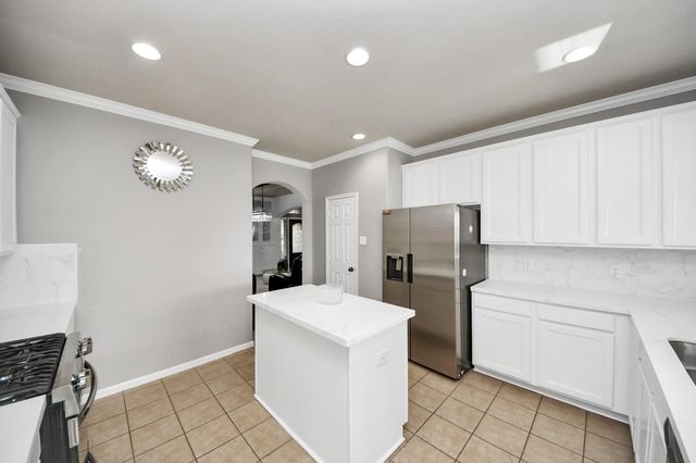 8518 River Cliff Lane, Houston, TX 77095