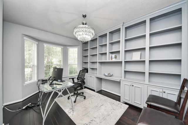 8518 River Cliff Lane, Houston, TX 77095