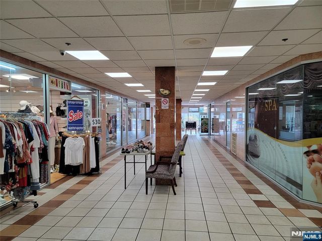 225 Broad Avenue, Palisades Park, NJ 07650