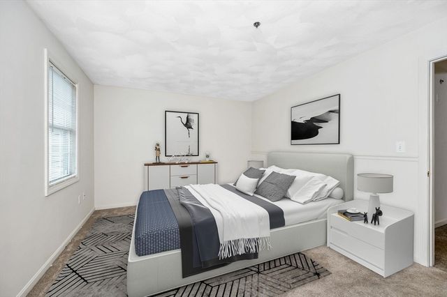 42 Rogers St 42, Tewksbury, MA 01876