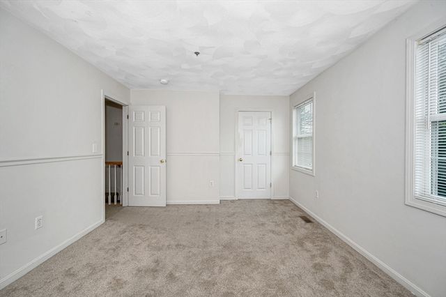 42 Rogers St 42, Tewksbury, MA 01876