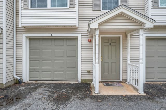 42 Rogers St 42, Tewksbury, MA 01876