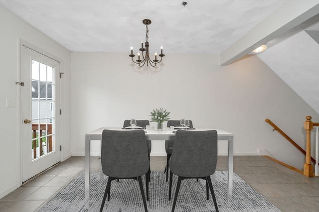 42 Rogers St 42, Tewksbury, MA 01876