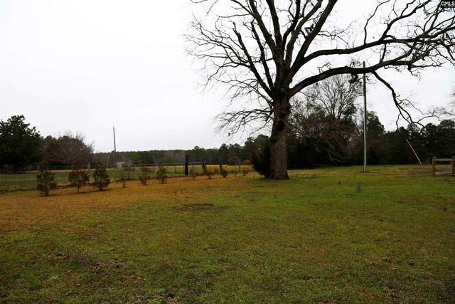 611 Longtown Road, Lugoff, SC 29078