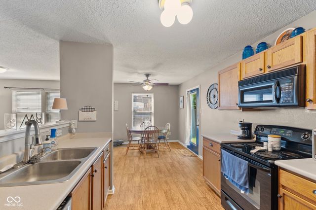 13116 N Becks Grove Drive, Camby, IN 46113