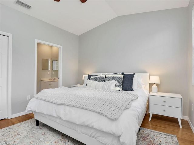 3289 Lindsey LN 2, Naples, FL 34109