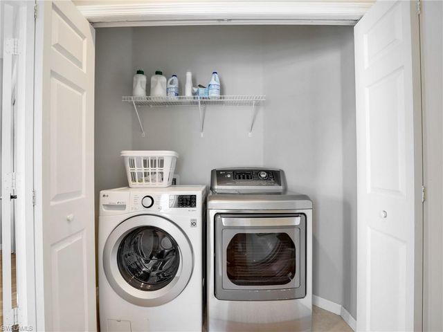 3289 Lindsey LN 2, Naples, FL 34109