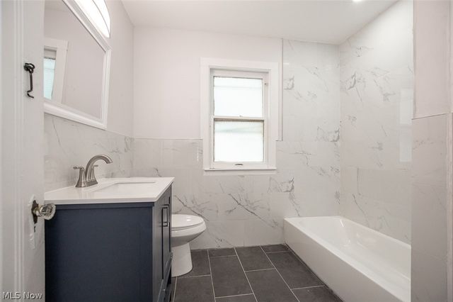 848 Beverly Road, Cleveland Heights, OH 44121