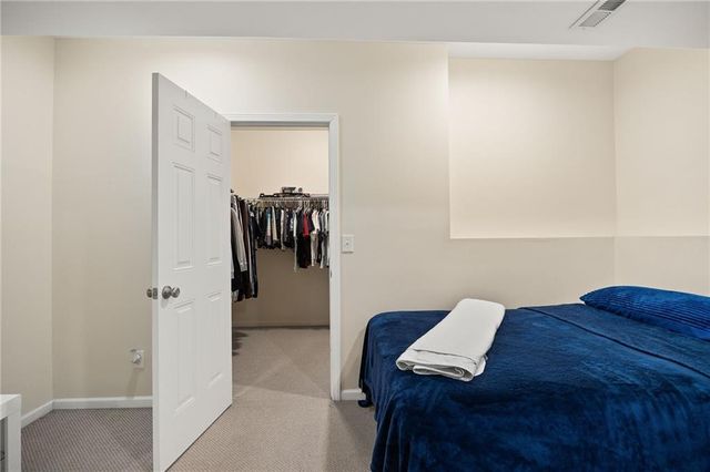 4109 Hidden Valley Drive, St Joseph, MO 64506