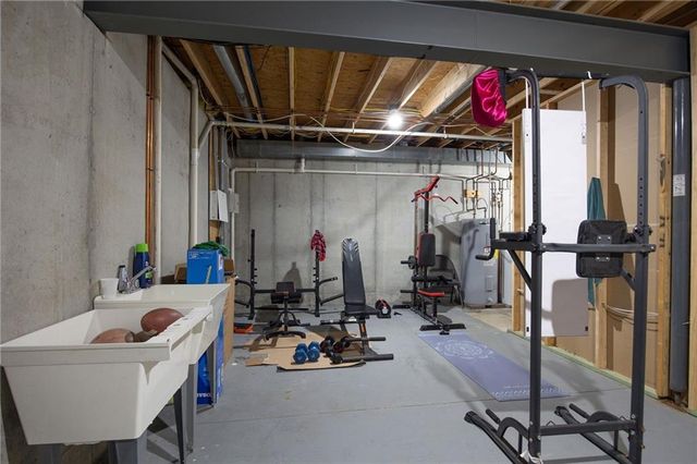 4109 Hidden Valley Drive, St Joseph, MO 64506