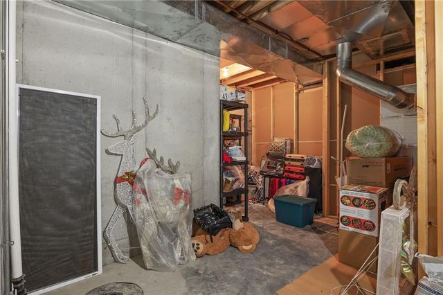 4109 Hidden Valley Drive, St Joseph, MO 64506