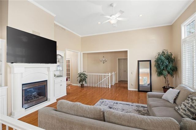 4109 Hidden Valley Drive, St Joseph, MO 64506