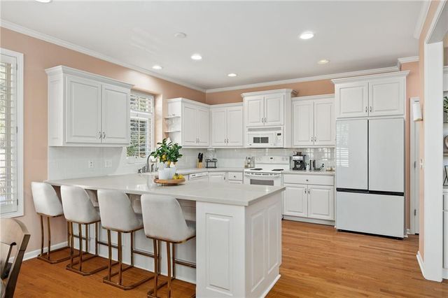 4109 Hidden Valley Drive, St Joseph, MO 64506