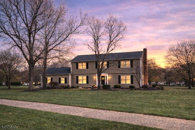 100 Knickerbocker Dr, Montgomery Twp., NJ 08502