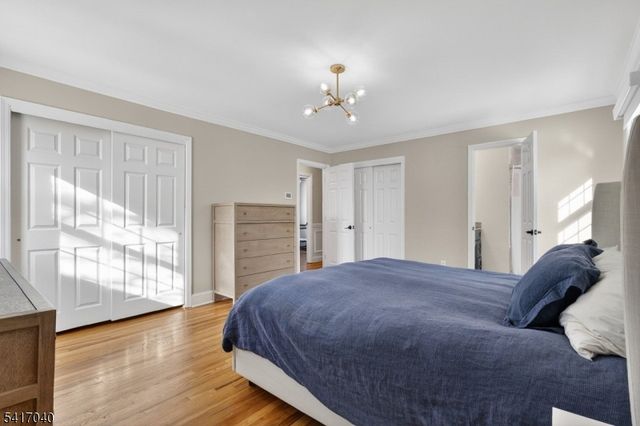 100 Knickerbocker Dr, Montgomery Twp., NJ 08502