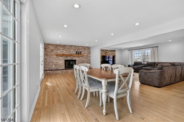 100 Knickerbocker Dr, Montgomery Twp., NJ 08502