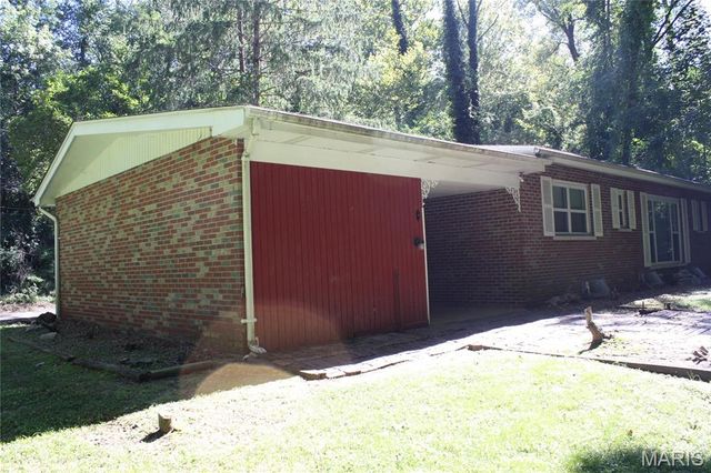 22 Newman Drive, Belleville, IL 62223