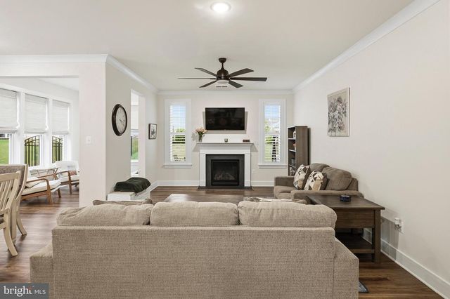185 LIVELY STREAM WAY, Gettysburg, PA 17325