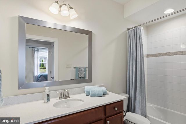 185 LIVELY STREAM WAY, Gettysburg, PA 17325