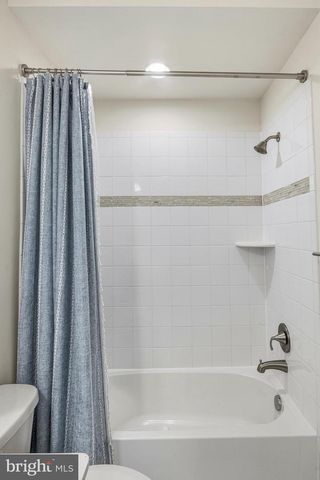 185 LIVELY STREAM WAY, Gettysburg, PA 17325