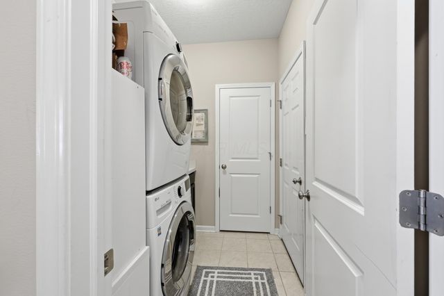 4319 Ahwick Green, Hilliard, OH 43026