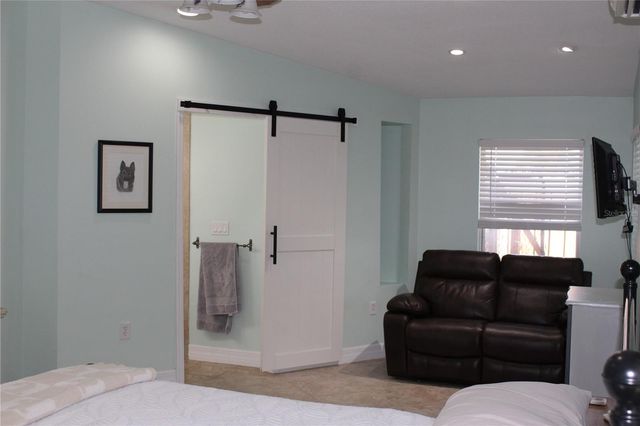 2287 CAROLYN DRIVE, Dunedin, FL 34698