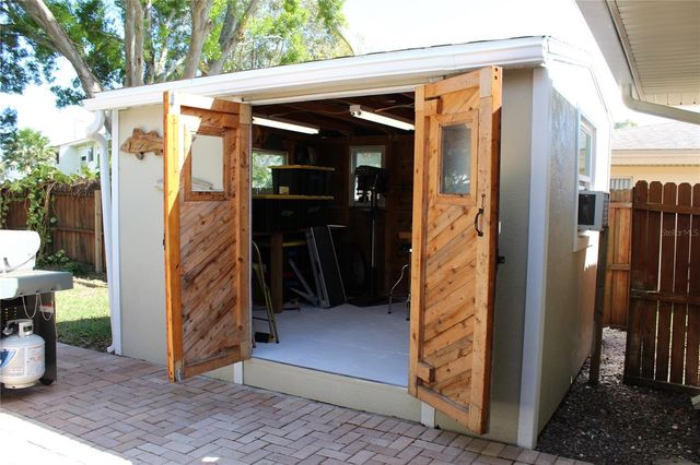 2287 CAROLYN DRIVE, Dunedin, FL 34698