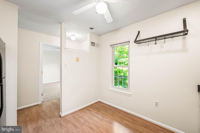 242 VALLEY STREAM LN, Chesterbrook, PA 19087