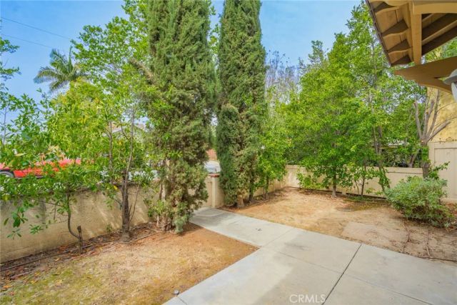 435 N Avo, La Habra, CA 90631
