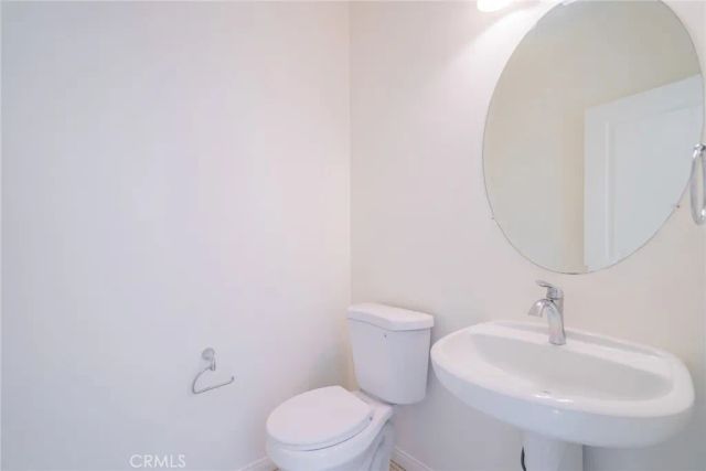 435 N Avo, La Habra, CA 90631