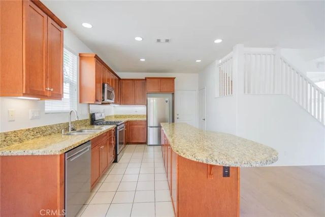 435 N Avo, La Habra, CA 90631