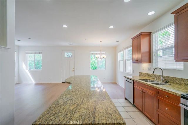 435 N Avo, La Habra, CA 90631