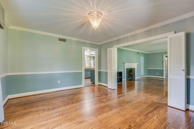 421 High Ridge Rd Road, Kingsport, TN 37660