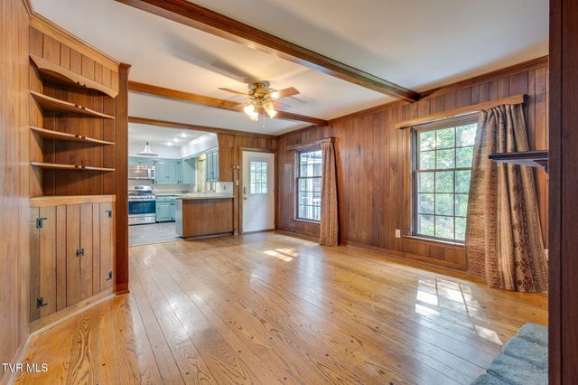 421 High Ridge Rd Road, Kingsport, TN 37660