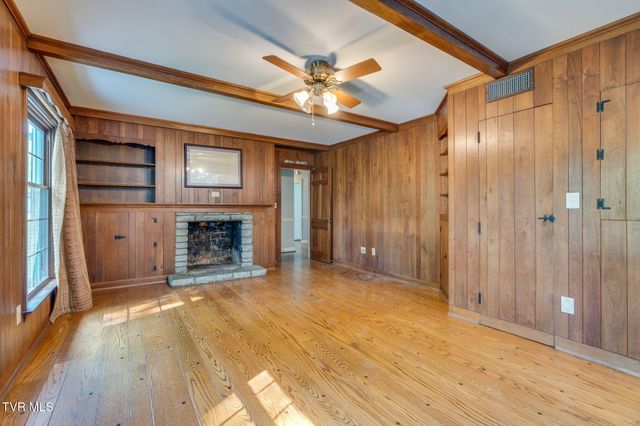 421 High Ridge Rd Road, Kingsport, TN 37660