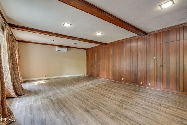 421 High Ridge Rd Road, Kingsport, TN 37660