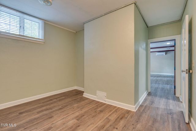 421 High Ridge Rd Road, Kingsport, TN 37660