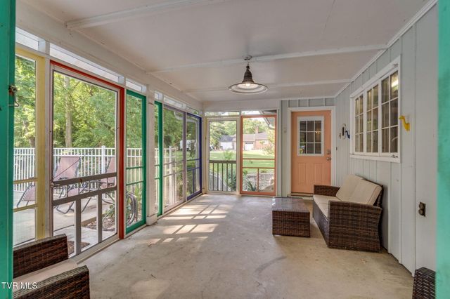 421 High Ridge Rd Road, Kingsport, TN 37660