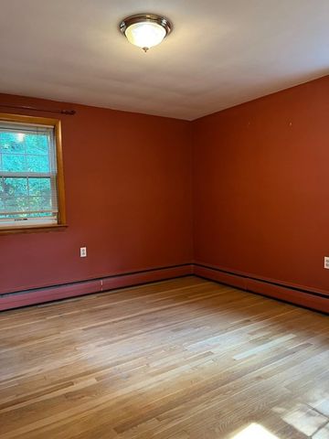 41 Beulah 4, Framingham, MA 01701