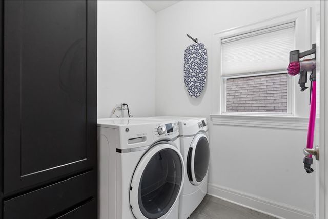 1733 N Troy Street, Chicago, IL 60647