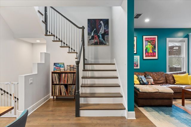 1733 N Troy Street, Chicago, IL 60647