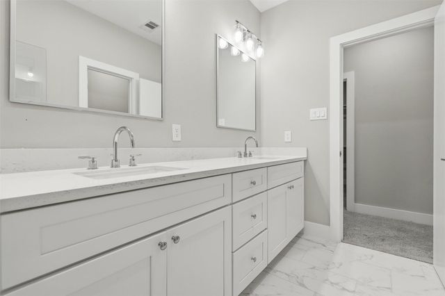 11 Wellford Street B, Houston, TX 77022