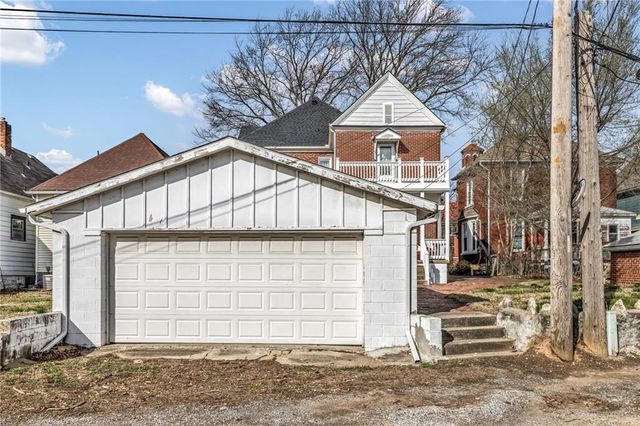 275 Orchard Street, Kansas City, KS 66101