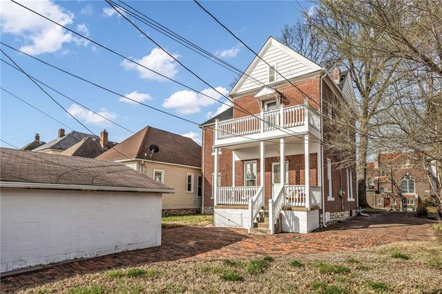 275 Orchard Street, Kansas City, KS 66101