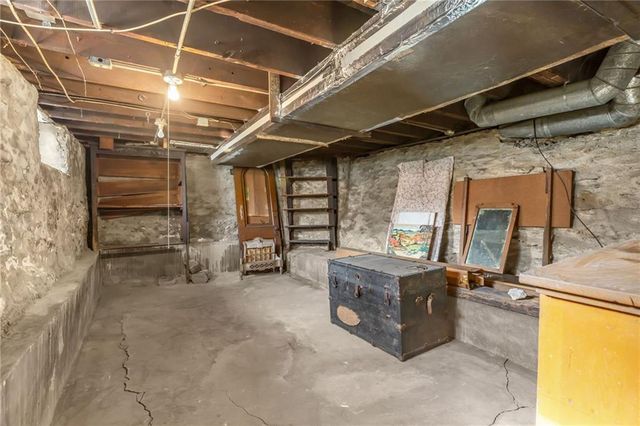 275 Orchard Street, Kansas City, KS 66101