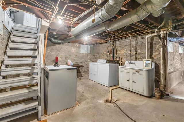 275 Orchard Street, Kansas City, KS 66101